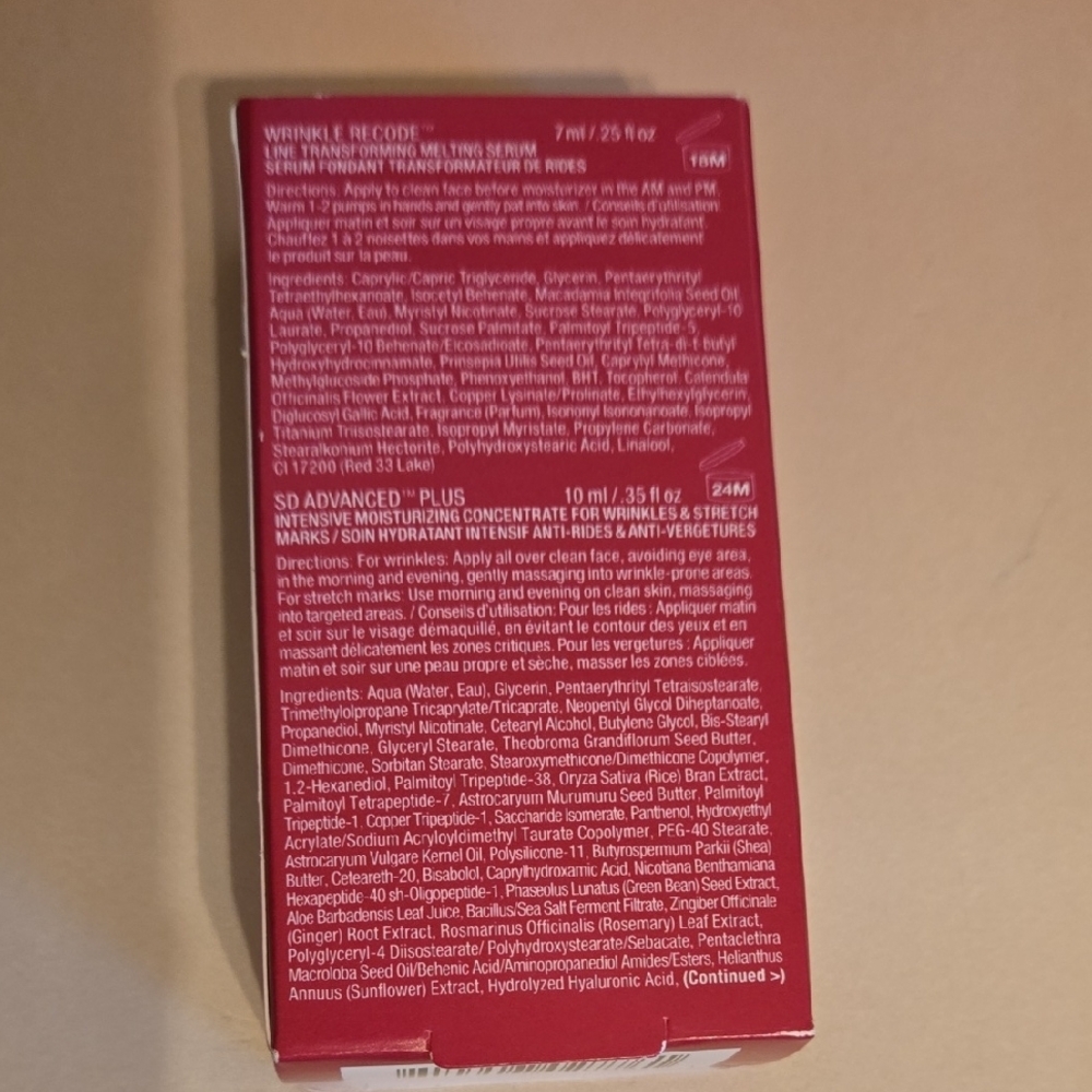 StriVectin Anti-Wrinkle Duo with Red Accents - Picture 2 of 4